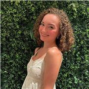 Estudiante de Educación Infantil da clases de Inglés, Francés y Lengua nivel EPO, ESO y Bachillerato en San Fernando, Cádiz.